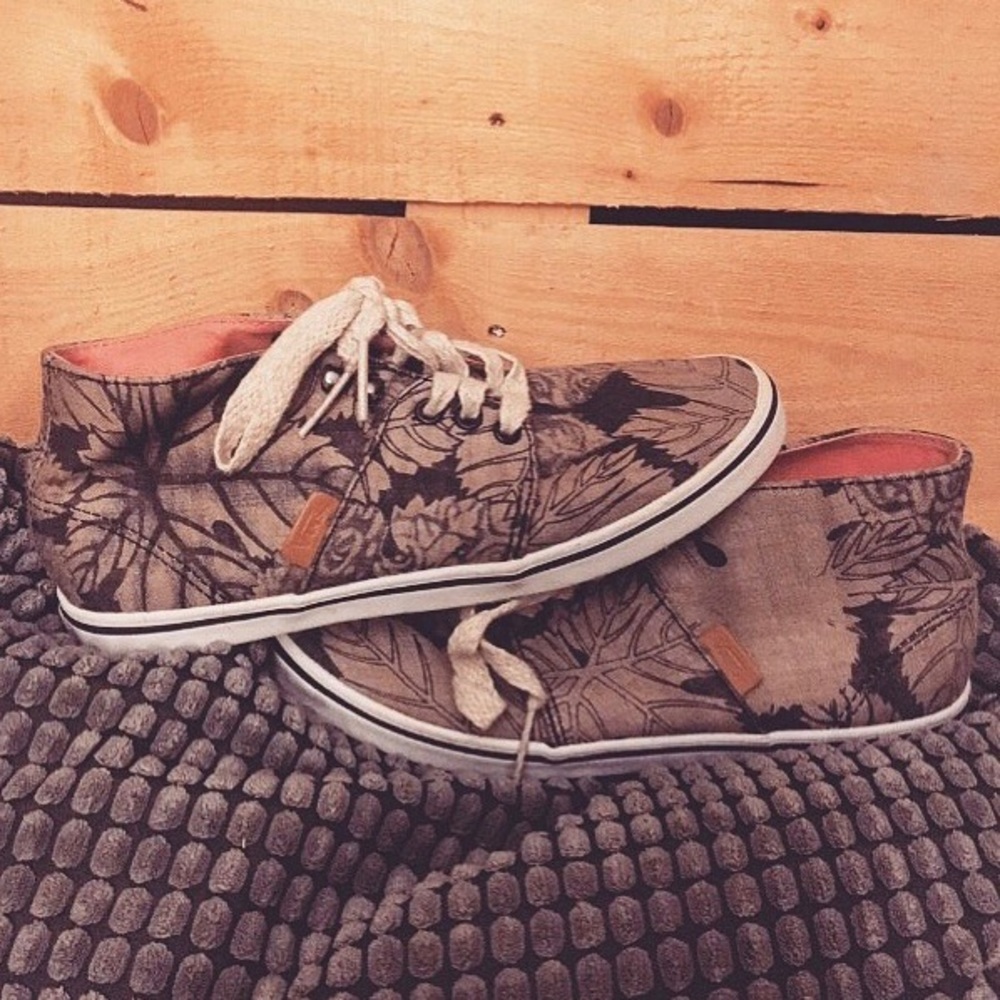 VANS women’s size 6